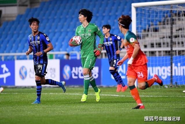 华中科大力克山西大学 闫佳雪21分 杨淇淞19+7 乃达木39分